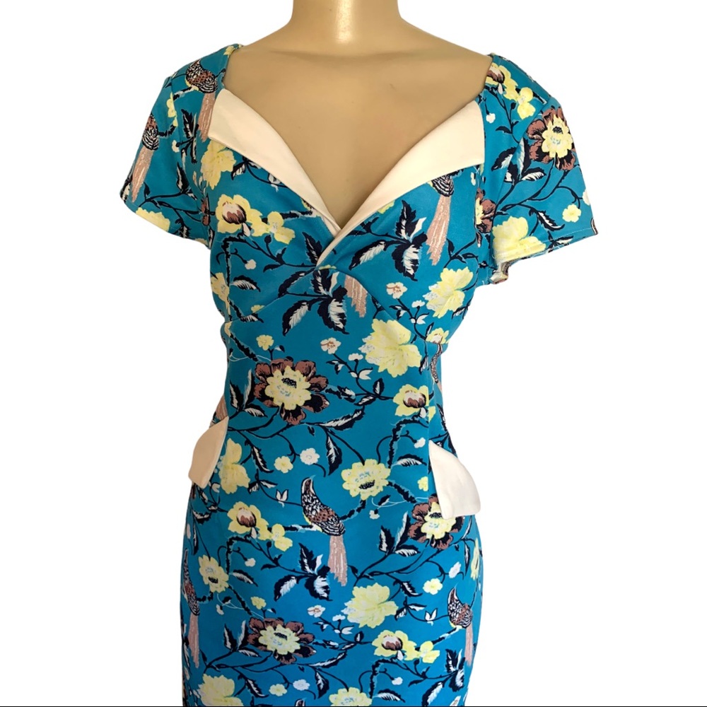 Vintage Blue and Yellow Sheath Midi Dress with Sweetheart Neckline